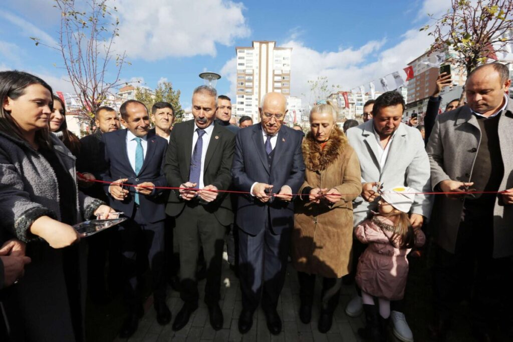 Yenimahalle'nin 372’inci parkı Şentepe’de açıldı
